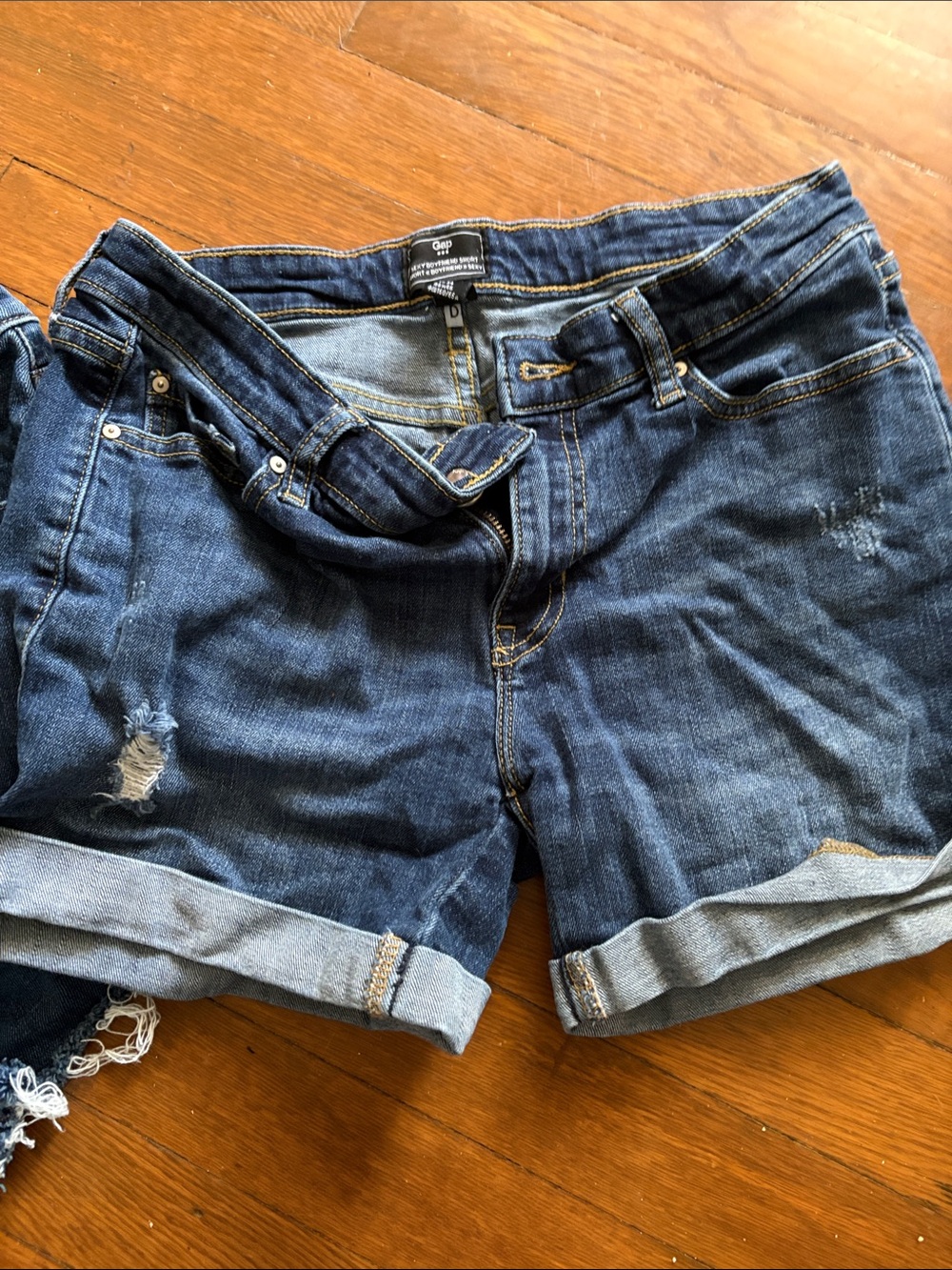 GAP Women's Dark Wash Rolled-Cuff Denim Shorts